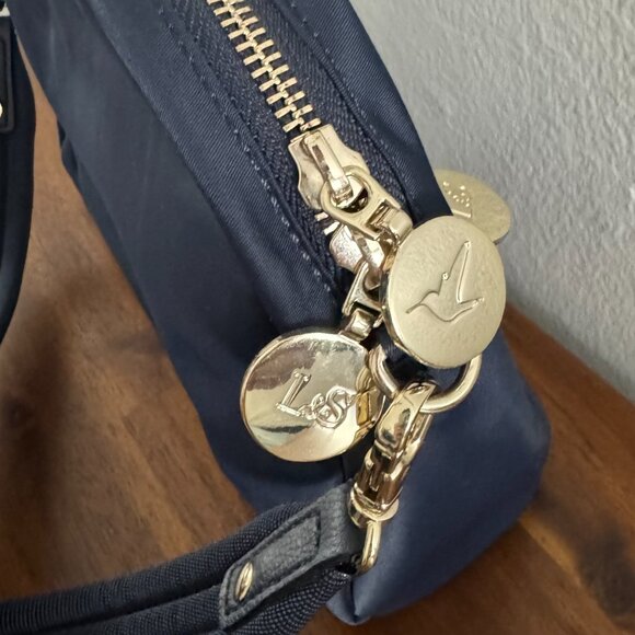 Lo & Sons - Nouvelle Crossbody Bag in Deep Navy - Picture 4 of 14